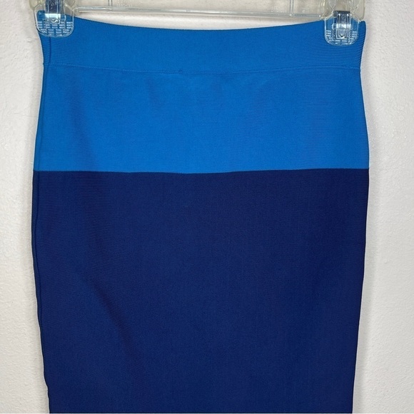 SMALL BCBGMAXAZRIA COLORBLOCK SKIRT STRETCH STRIPED BLUE RED PENCIL FITTED - Picture 3 of 8